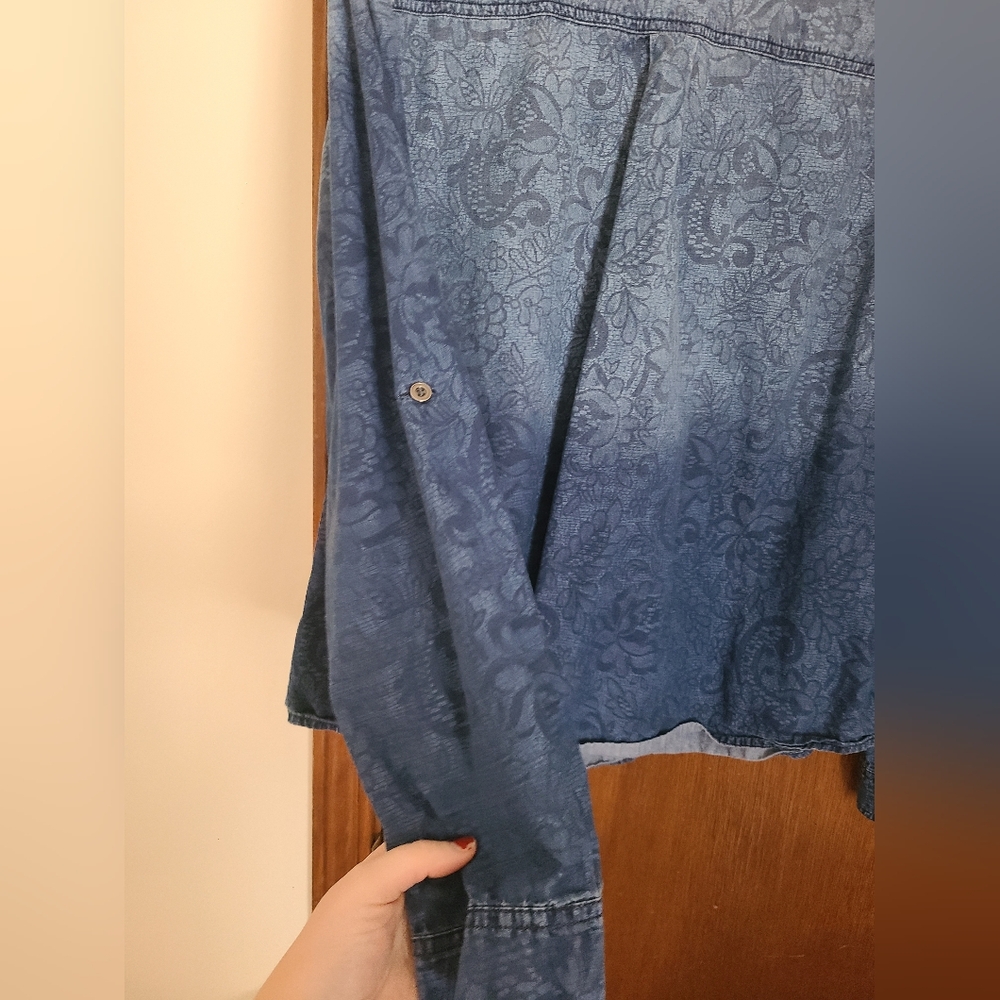 Christoper Banks Button down - Picture 4 of 5